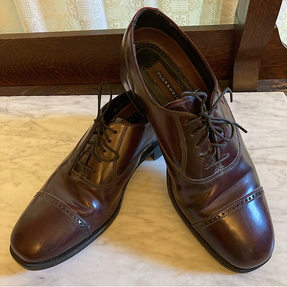 Florsheim Lexington 17067-05 Men’s Size 9 1/2 D Burgundy Leather Dress Shoe